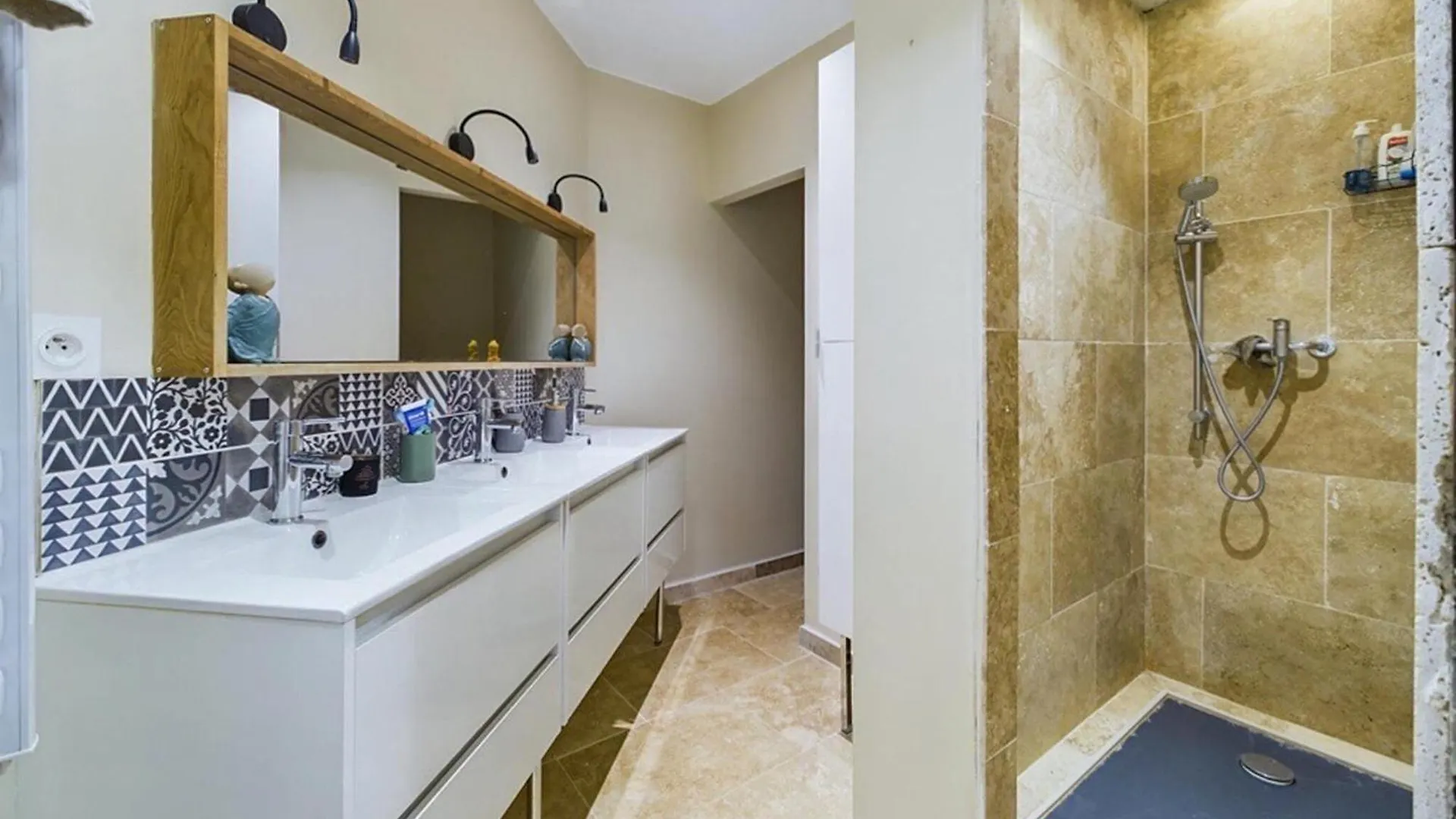 度假居 Beautiful Home In Eyragues With Wifi 法国